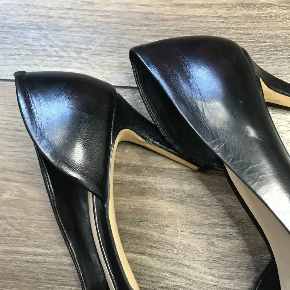 Saks Fifth Avenue Black Nettie Heels Women's Size 8M‎ Leather Classic Mid Height